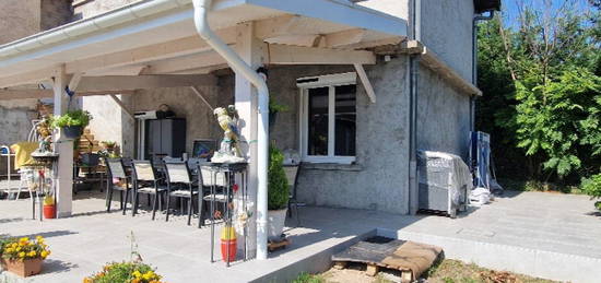 Vente maison 6 pièces 115 m²