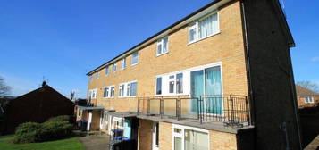 Flat to rent in St. Martins Place, Canterbury CT1