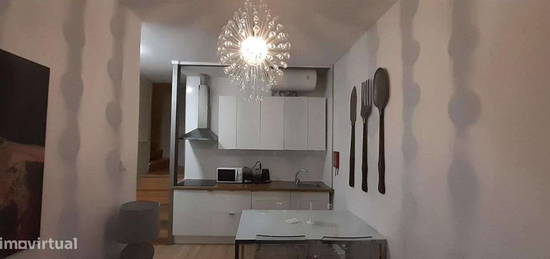 Excelente Apartamento T2 - Príncipe Real/Lisboa.