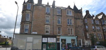 Flat to rent in Warrender Park Road, Marchmont, Edinburgh EH9