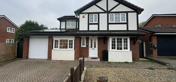 4 bedroom detached house