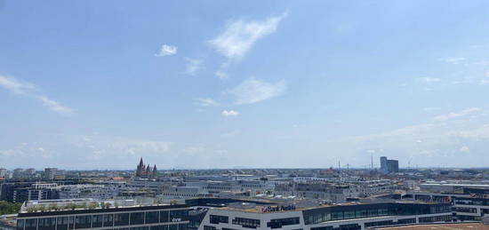 Taborama 2 Zimmer Wohnung mit Balkon, traumhafter Stadtblick und Pool am Dach!