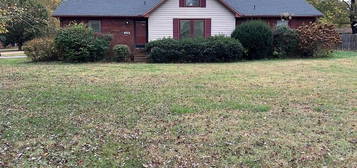 239 Smith St, Puryear, TN 38251