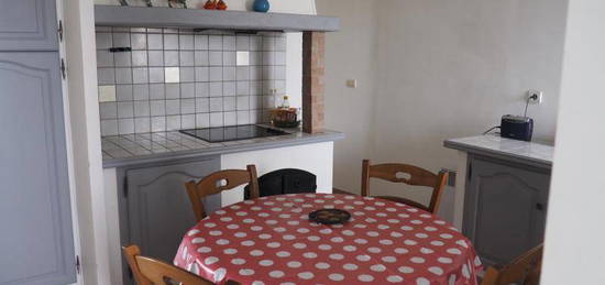 Location appartement 2 pièces 75 m²