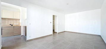 Appartement  à vendre, 3 pièces, 2 chambres, 66 m²