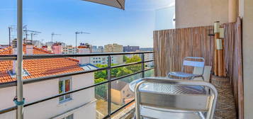 Appartement T4 75,83 m² - balcon - parking - lyon 08