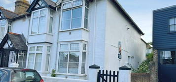 End terrace house to rent in West Cliff, Whitstable CT5