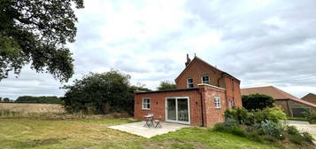 3 bedroom detached house to rent