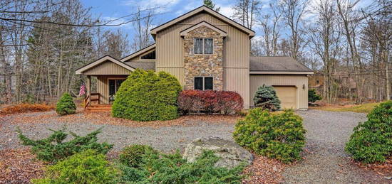 600 Conestoga Trl, Pocono Pines, PA 18350