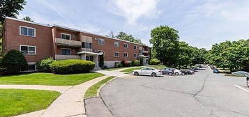 73 Lionel Ave APT C, Waltham, MA 02452