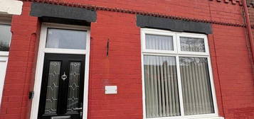 Flat to rent in Littlewood Street, Salford M6