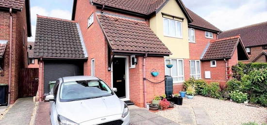 Semi-detached house to rent in Falcon Close, Sandy SG19