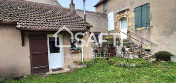 Maison de bourg avec jardin