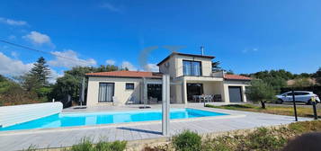 Villa  à vendre, 5 pièces, 4 chambres, 120 m²