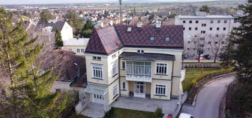 Repräsentative Jahrhundertwende-Villa in Bad Vöslau - Wohnen/Büro