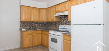 52-61 65th Pl #1F, Maspeth, NY 11378