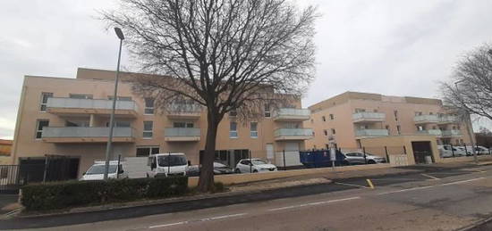 NIMES - APPARTEMENT T3 - 58.20m²