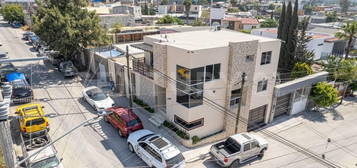 Venta de Casa en Jardin Dorado, Tijuana, Baja California