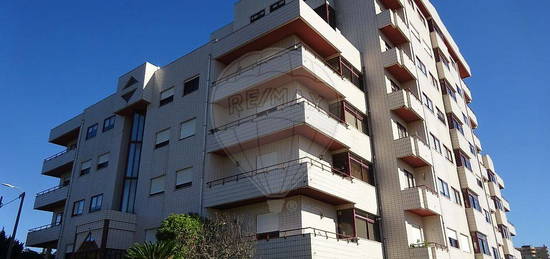 Apartamento T3 à venda em Gondomar