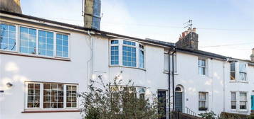 3 bed terraced house to rent