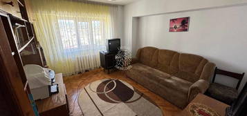 Apartament 3 camere 74 mp-balcon-decomandat-investitie-Zona Garii