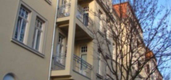 Geräumige 3-Raum Wohnung mit Balkon und Wanne zum Wohlfühlen.