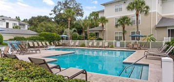 1704 Frederica Rd Apt 125, Saint Simons Island, GA 31522