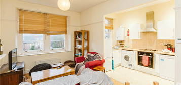 2 bed flat to rent