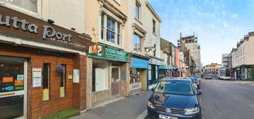 Room to rent in High Street, Dover CT16