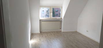 Renovierte 4-ZKB DG Wohnung*Heckinghausen***