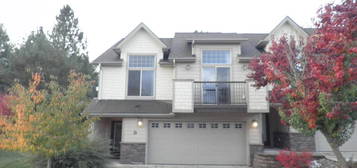 210 NW Terre View Dr Apt D, Pullman, WA 99163