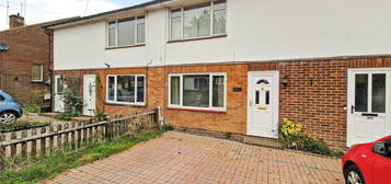 Maisonette to rent in Appledore Gardens, Lindfield, West Sussex RH16