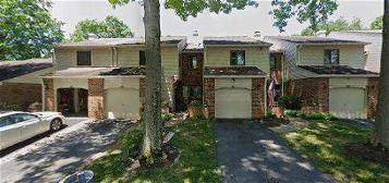 104 Camsten Ct, Chesterbrook, PA 19087