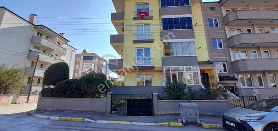 REMAX NC'DEN B.EVLER D. HAS. ARKASI KRALIK 3+1 DARE