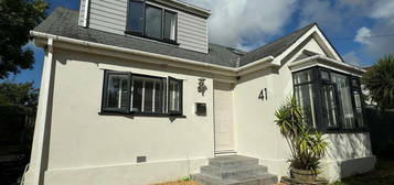 3 bedroom detached house