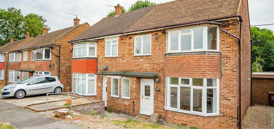 3 bedroom semi-detached house