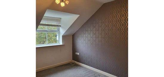 2 bed flat to rent