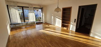 Helle 4-Zimmer-Wohnung 96m² mit Balkon und eigenem Garten im Herzen Arnsbergs