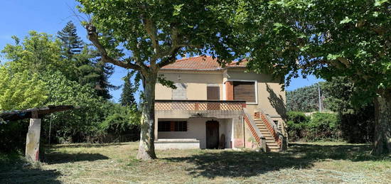 SAINT REMY DE PROVENCE : maison (131 m²) à vendre