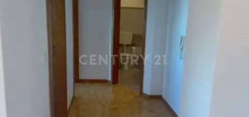 Apartamento T1 Novo - Pragal - Estação Fertagus-Pragal