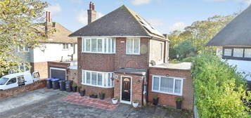 4 bed detached house for sale