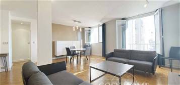 Appartement meublé  à louer, 3 pièces, 2 chambres, 77 m²