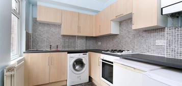 Flat to rent in Balmoral Terrace, Heaton NE6