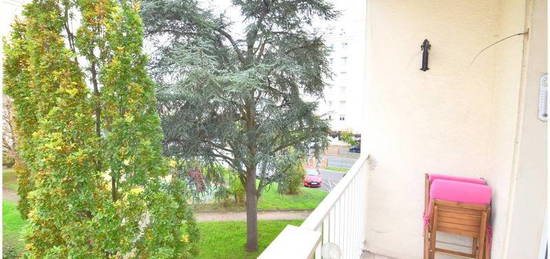 Appartement à vendre 4 pièces HOUILLES (78) avec balcon