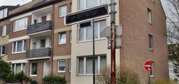 2 1/2-Zi.-DG-Wohnung in Düsseldorf-Unterrath