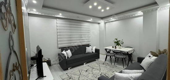 ÖZÇELIKLER EMLAKTAN SATILIK 3+1 120 m2YÜKSEK GİRİŞ SATILIK DAİRE