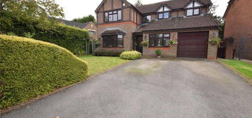 4 bedroom detached house to rent