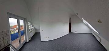 Helle und frisch renovierte Dachgeschosswohnung für Einzelperson in Rosbach v. d. Höhe