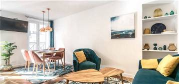 Appartement meublé  à louer, 3 pièces, 3 chambres, 98 m²