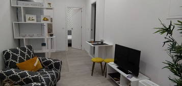 Arrendamento de Apartamento T1  na rua Fran Pacheco, 106